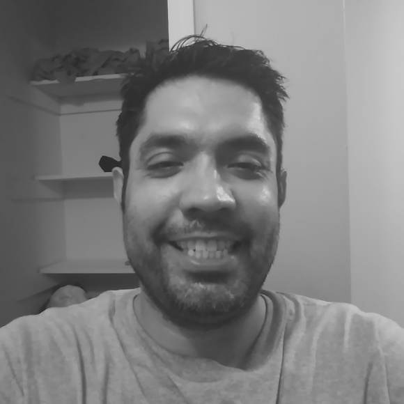 Meet your Posher, Travis - Picture 3 of 3